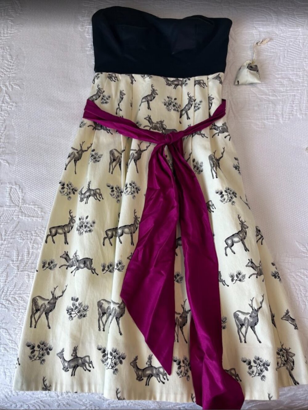 Postmark Anthropologie Dress Sz 2 Strapless with cute deer